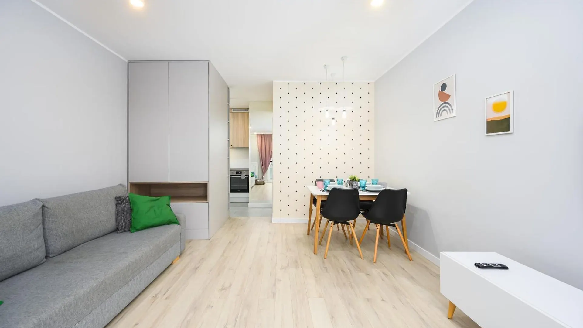 Obroncow Wybrzeza 17 By Homeprime Gdansk Apartment