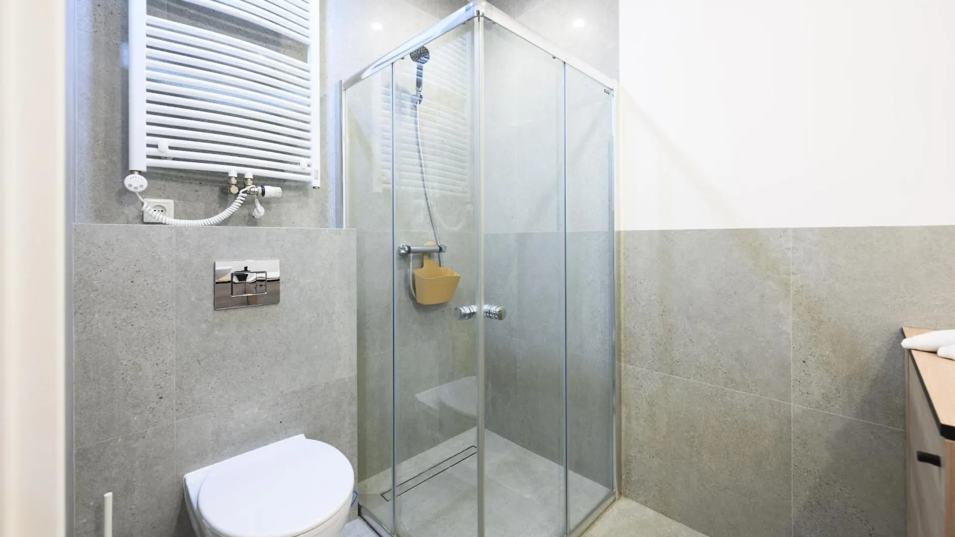 Obroncow Wybrzeza 17 By Homeprime Gdansk Apartment